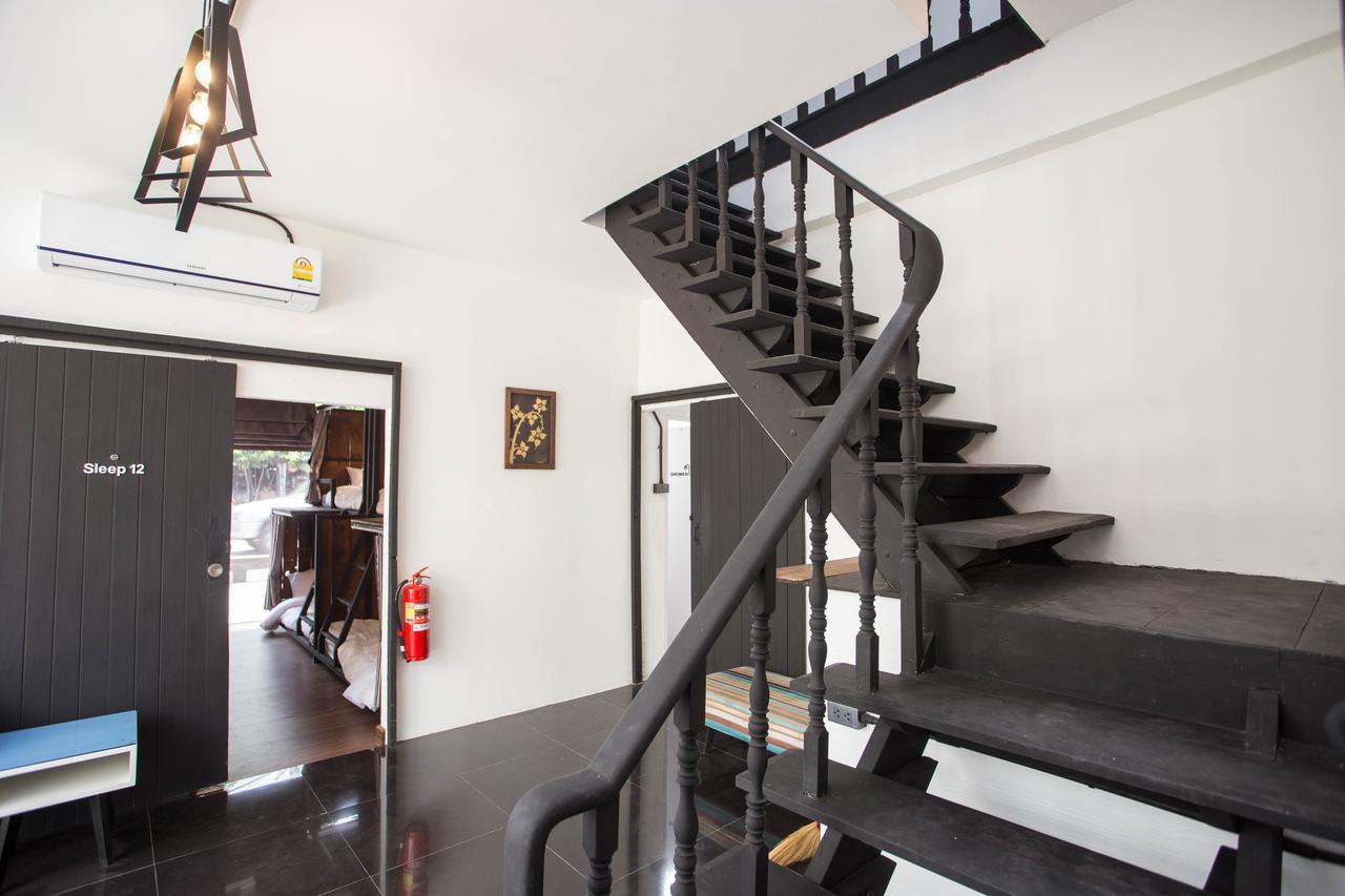 Sleep With You - Hatch Co-Living And Co-Working Space Chiang Mai Exteriör bild